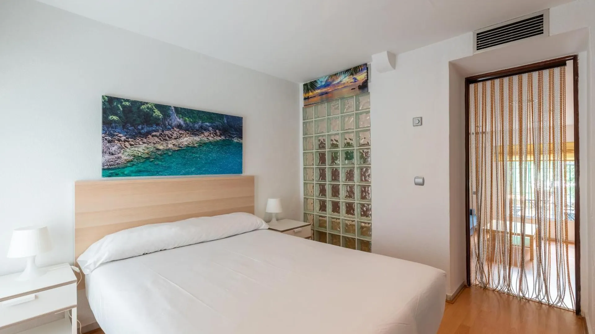 Holi-Rent Esperanza Apartment Seville
