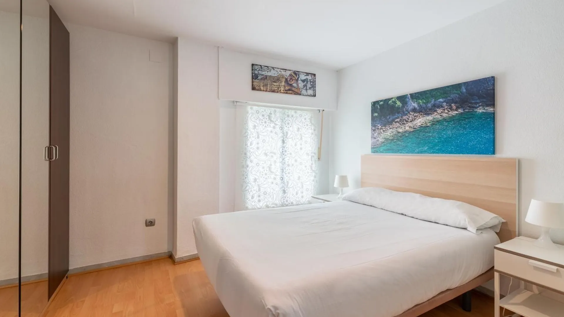 Holi-Rent Esperanza Apartment Seville