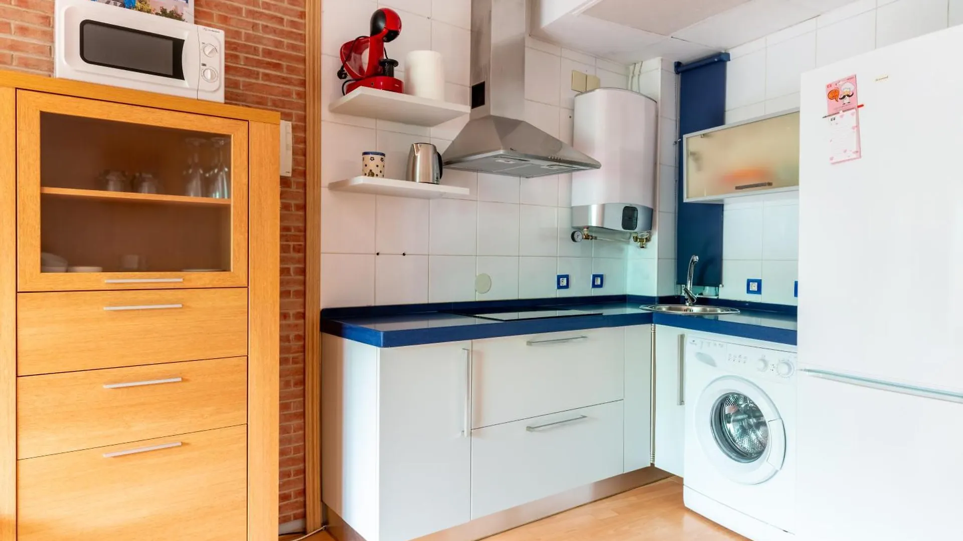 Holi-Rent Esperanza Apartment Seville
