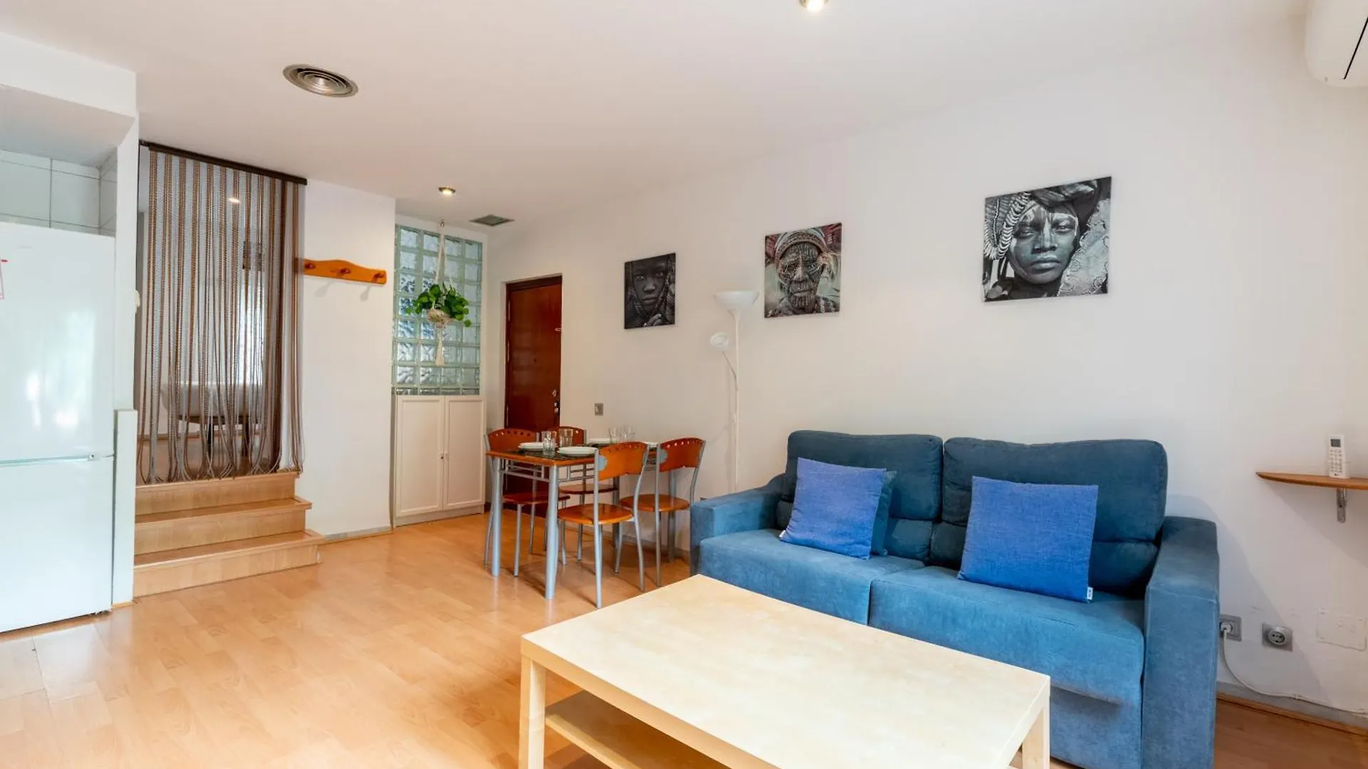 Holi-Rent Esperanza Apartment Seville 0*,  Spain