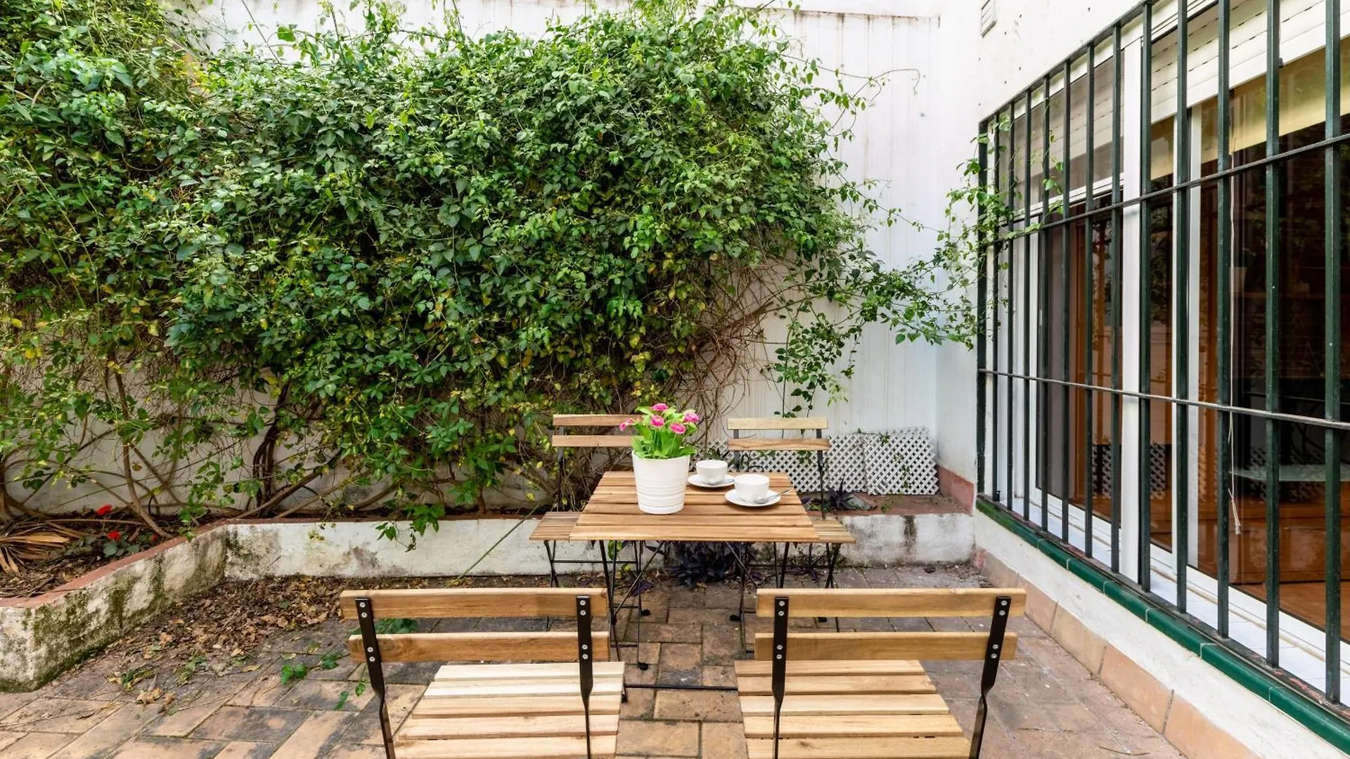 Holi-Rent Esperanza Apartment Seville Spain